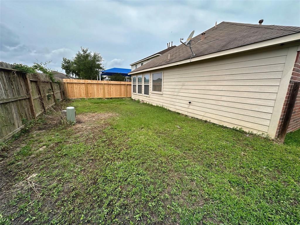 12230 Hawthorne Hill Circle, Humble, Texas image 13