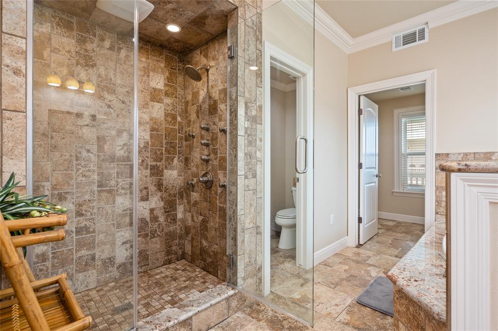 819 Eastview, Crystal Beach, Texas image 27