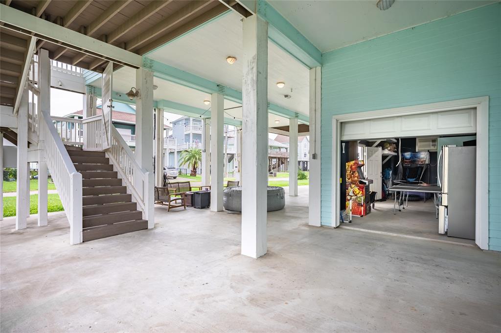 819 Eastview, Crystal Beach, Texas image 41