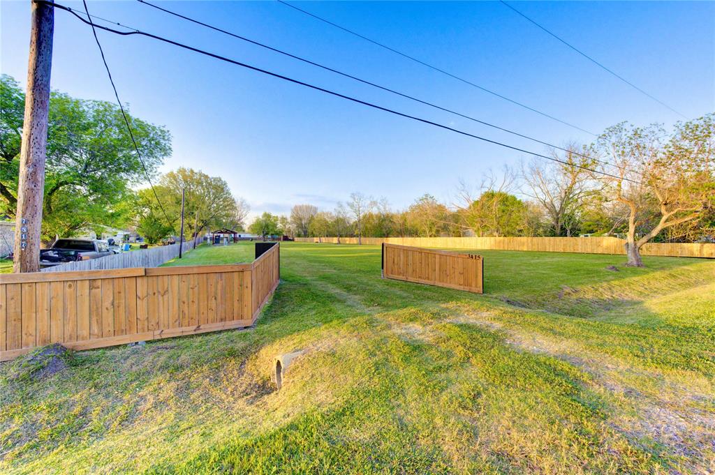 3415 Herbert Drive, Pearland, Texas image 5