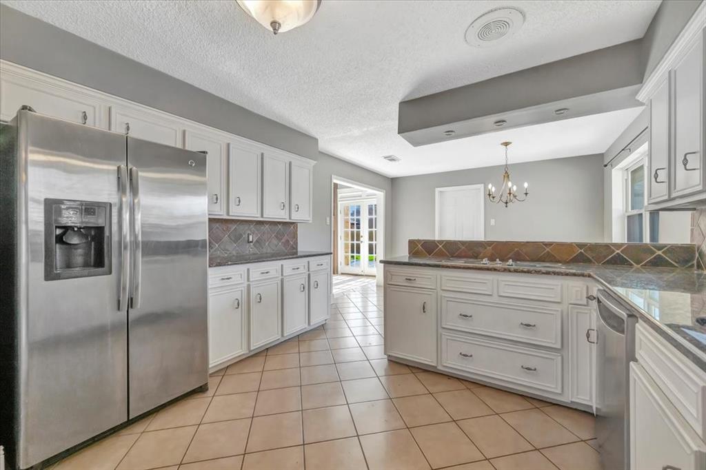 15726 Craighurst Drive, Houston, Texas image 7