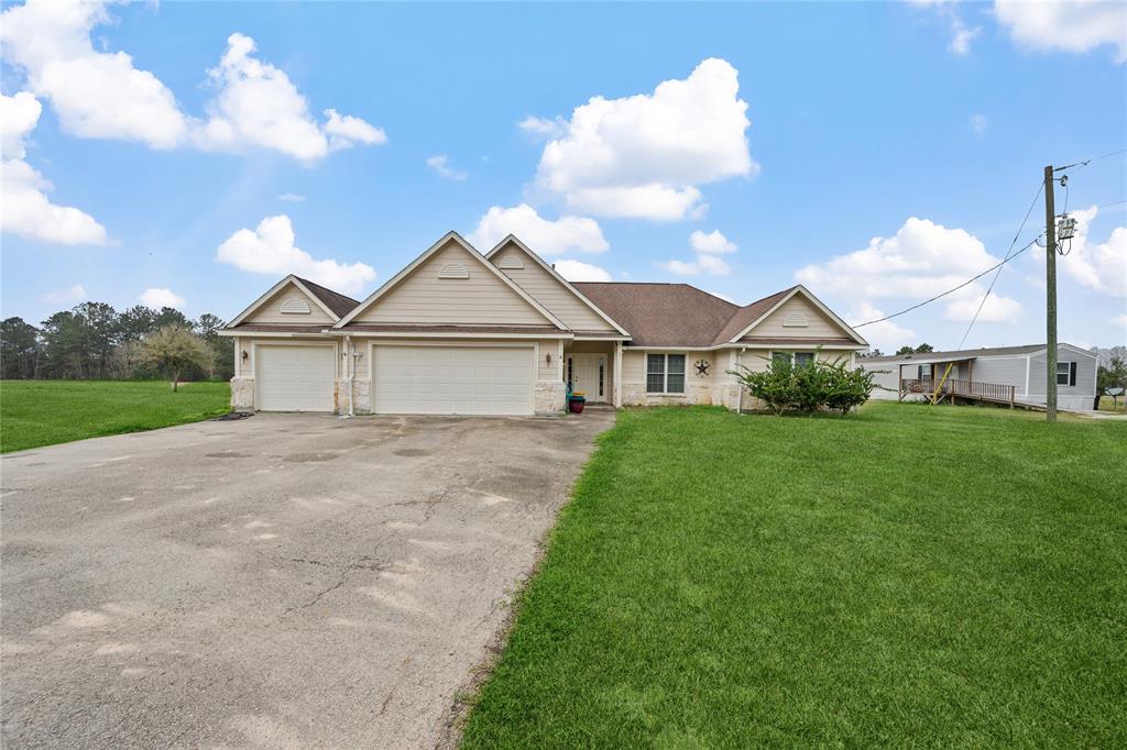 1673 County Road 2285, Cleveland, Texas image 3