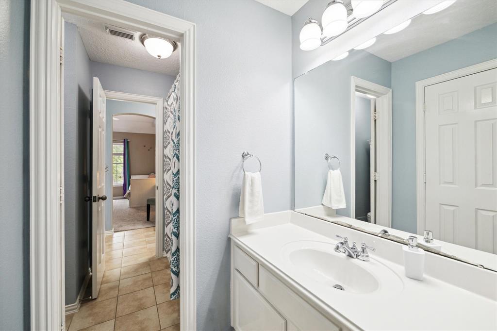 7327 Crescent Bridge Court, Humble, Texas image 21