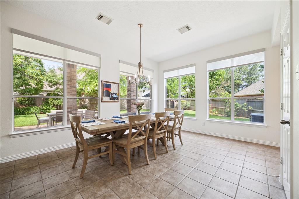 7327 Crescent Bridge Court, Humble, Texas image 9