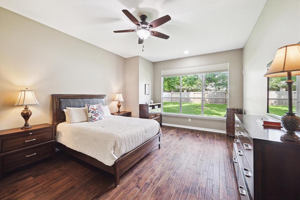 7327 Crescent Bridge Court, Humble, Texas image 15