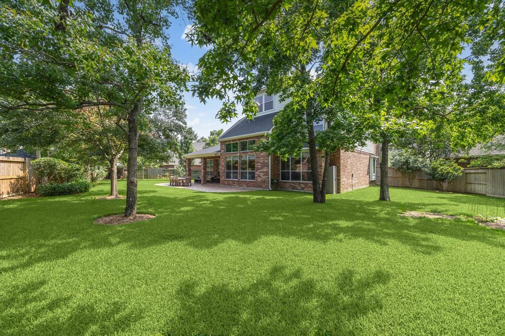 7327 Crescent Bridge Court, Humble, Texas image 30