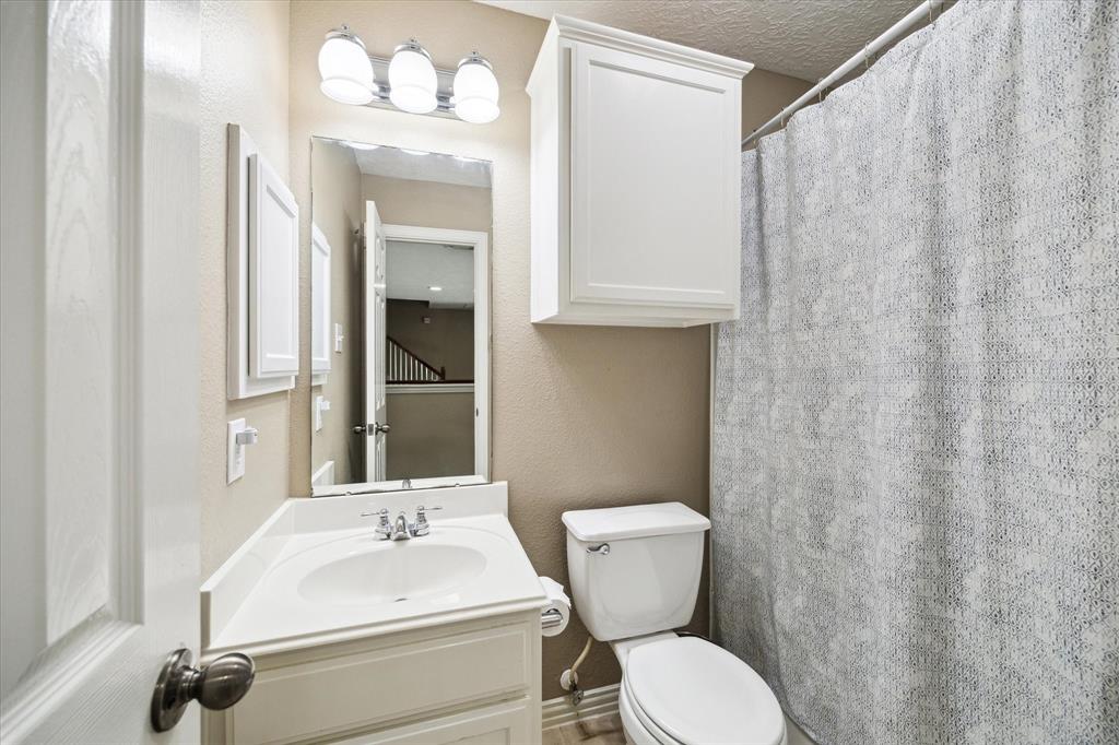 7327 Crescent Bridge Court, Humble, Texas image 18