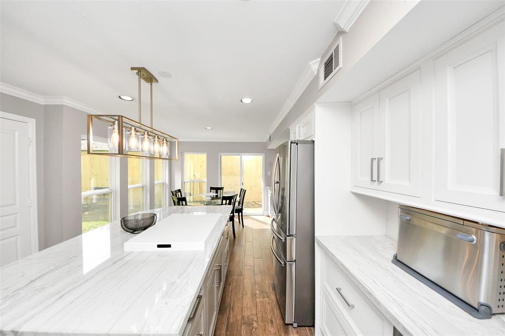 525 Rancho Bauer Drive, Houston, Texas image 14