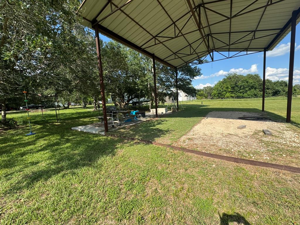 92 Starling, Palacios, Texas image 6