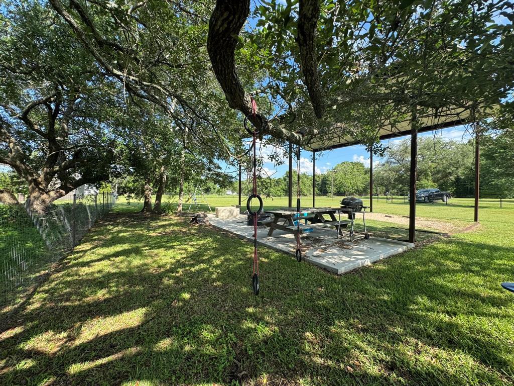 92 Starling, Palacios, Texas image 9