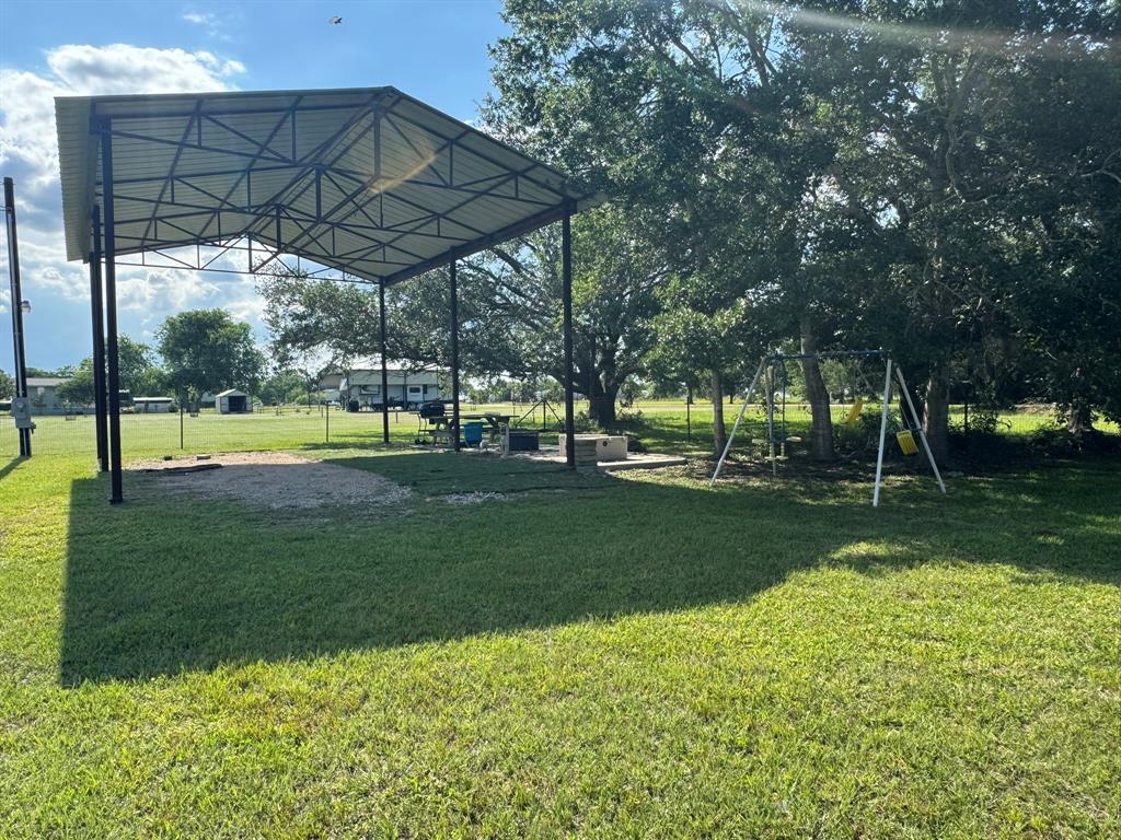 92 Starling, Palacios, Texas image 19