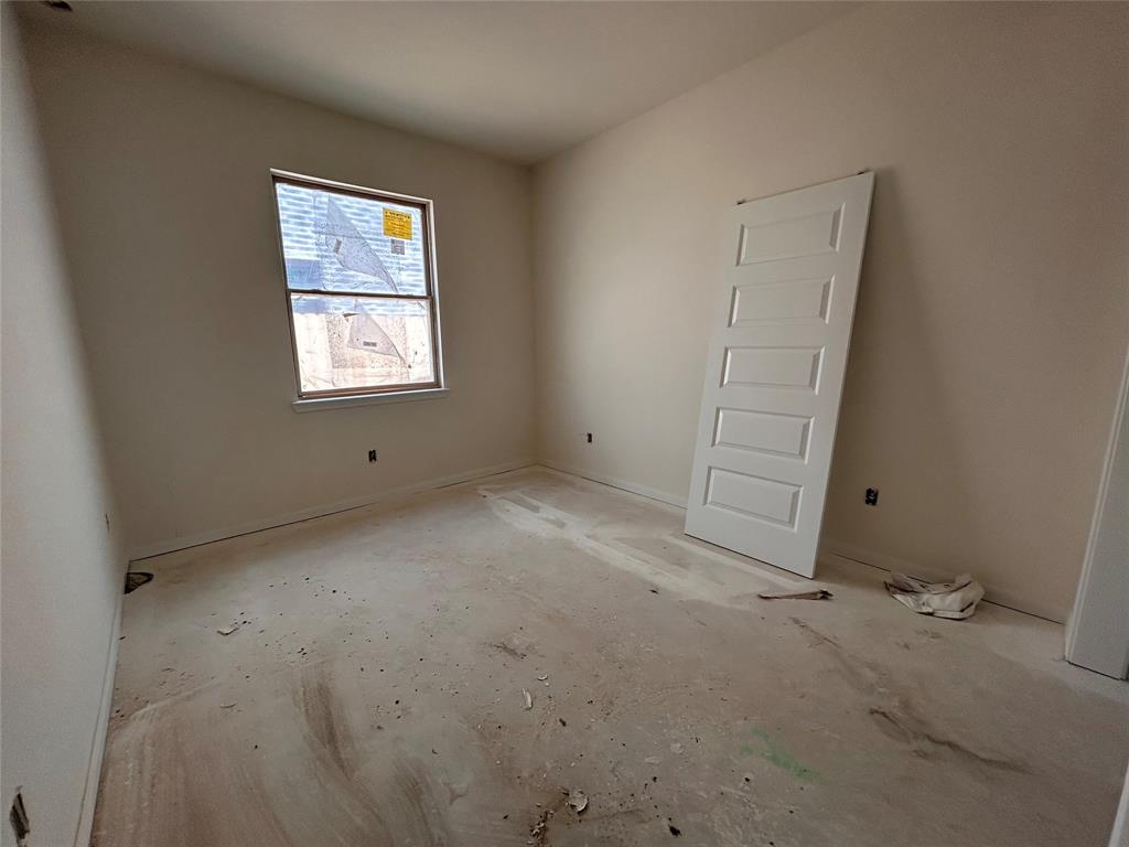 1911 Middle Pass Lane, Angleton, Texas image 9