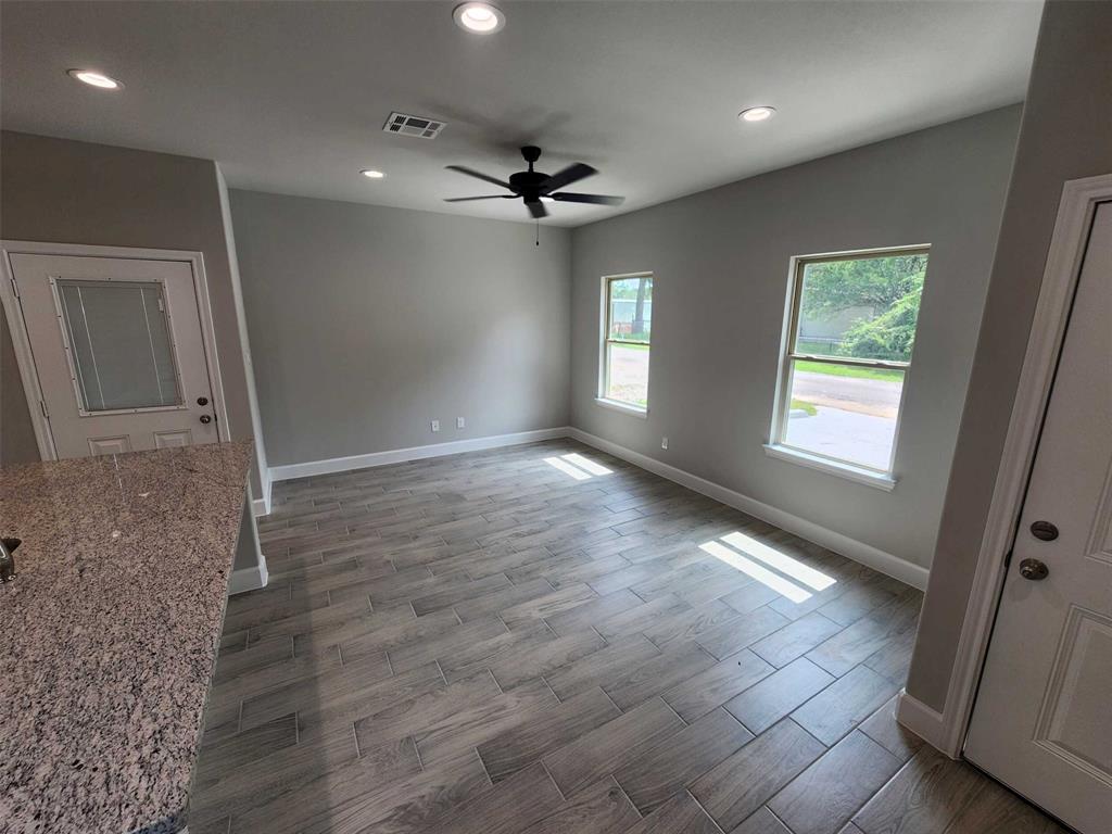 11927 Nelwood St, Willis, Texas image 27