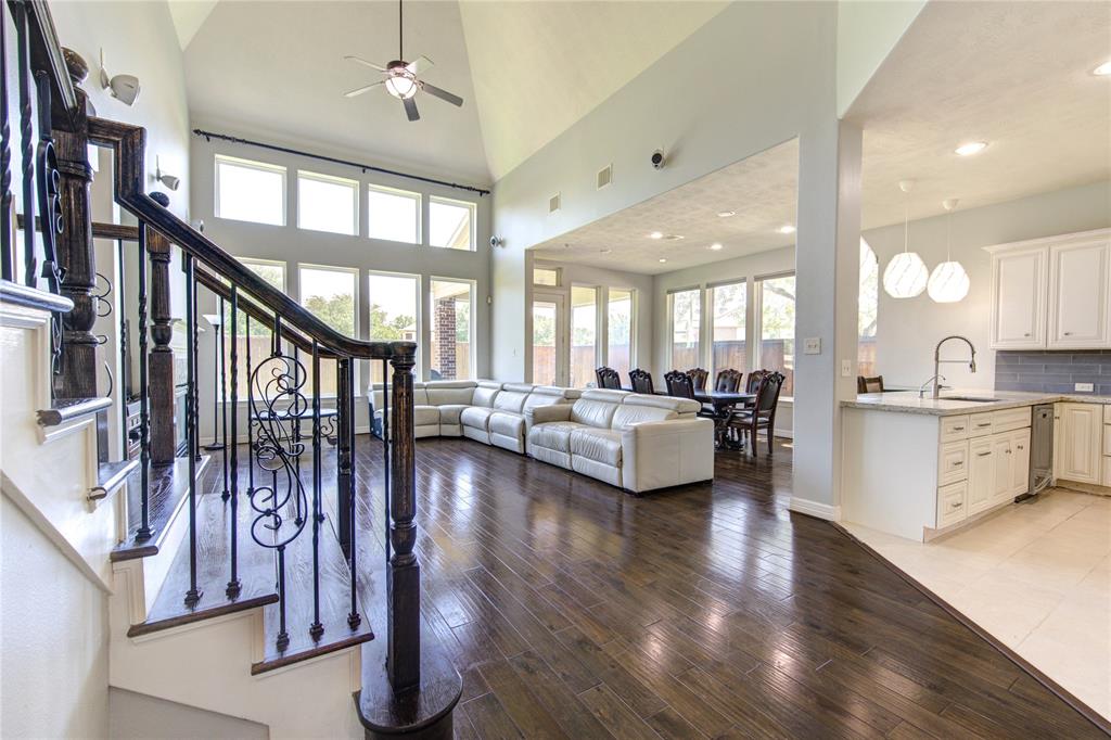 6507 Loralie Lane, Sugar Land, Texas image 19