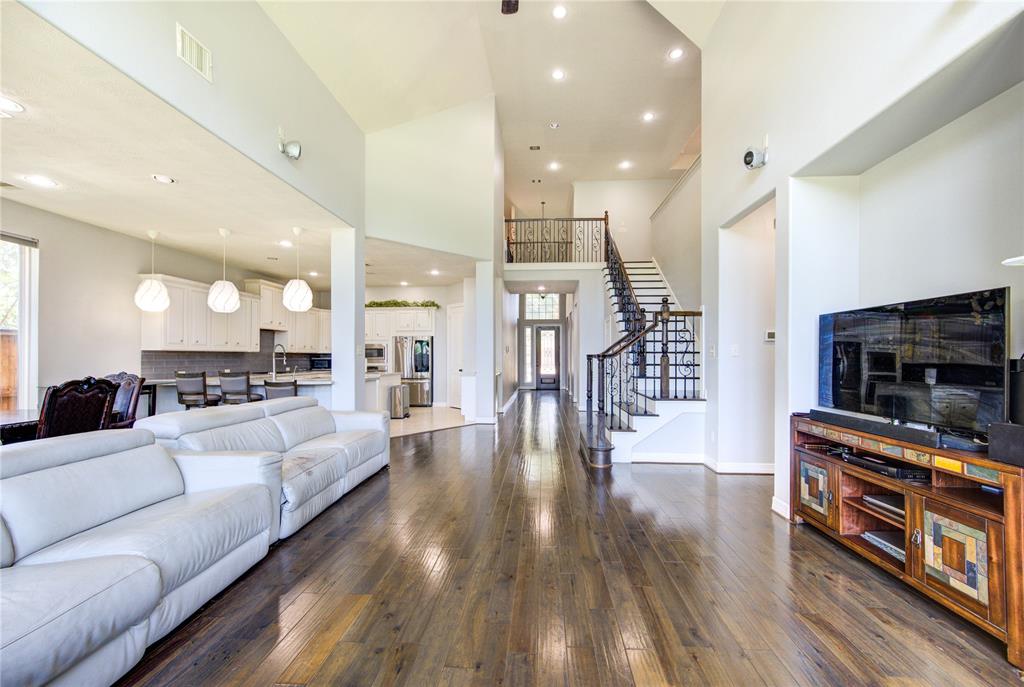 6507 Loralie Lane, Sugar Land, Texas image 13