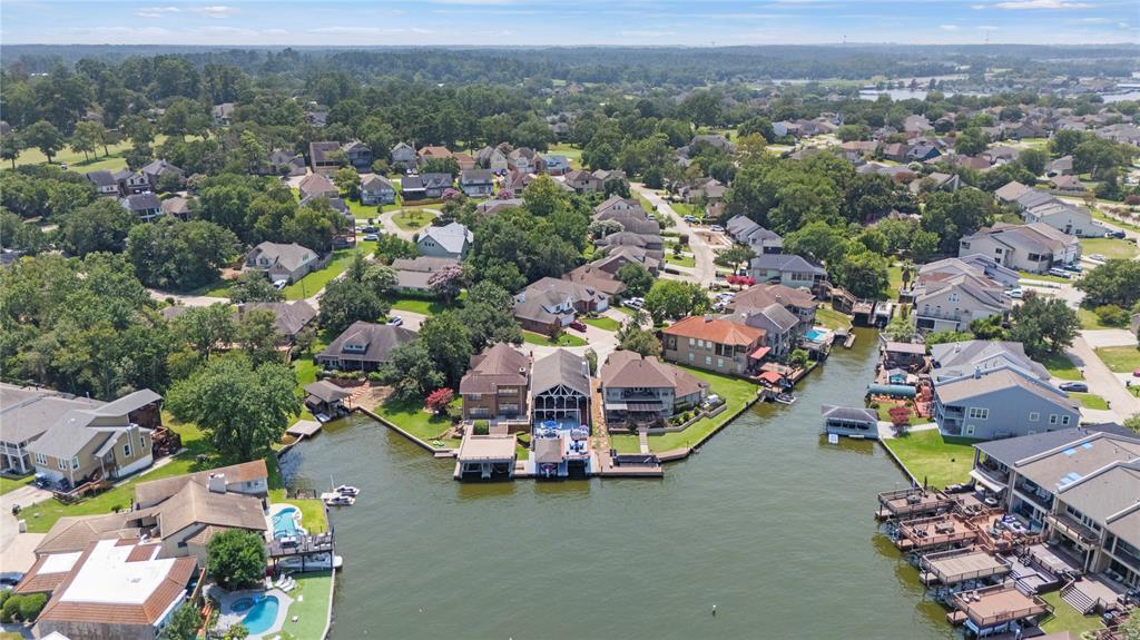 132 Harbour Town Circle, Conroe, Texas image 37