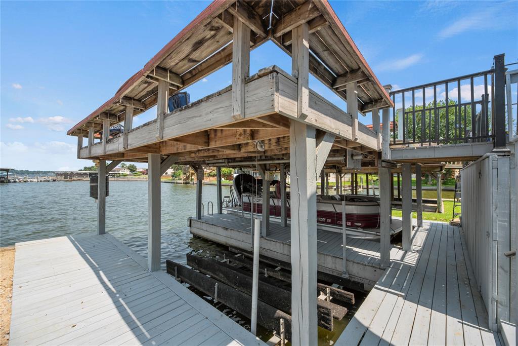 132 Harbour Town Circle, Conroe, Texas image 33