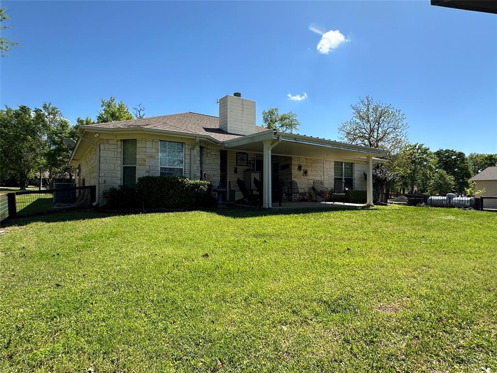 19547 County Road 377, Marquez, Texas image 9