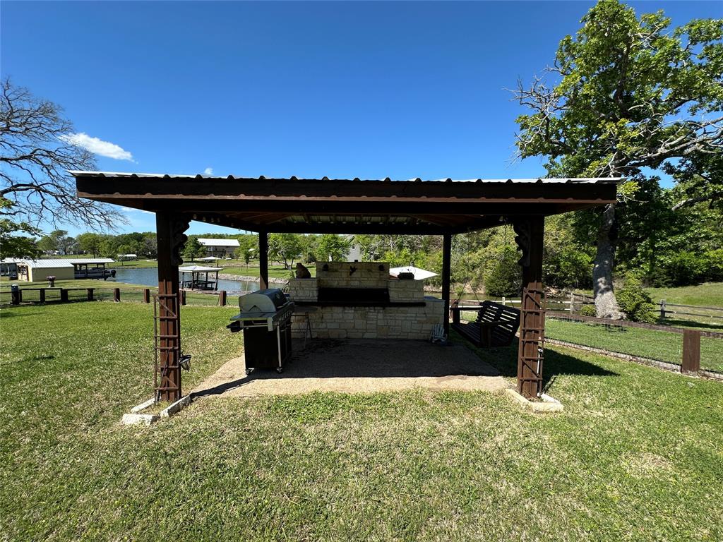 19547 County Road 377, Marquez, Texas image 10