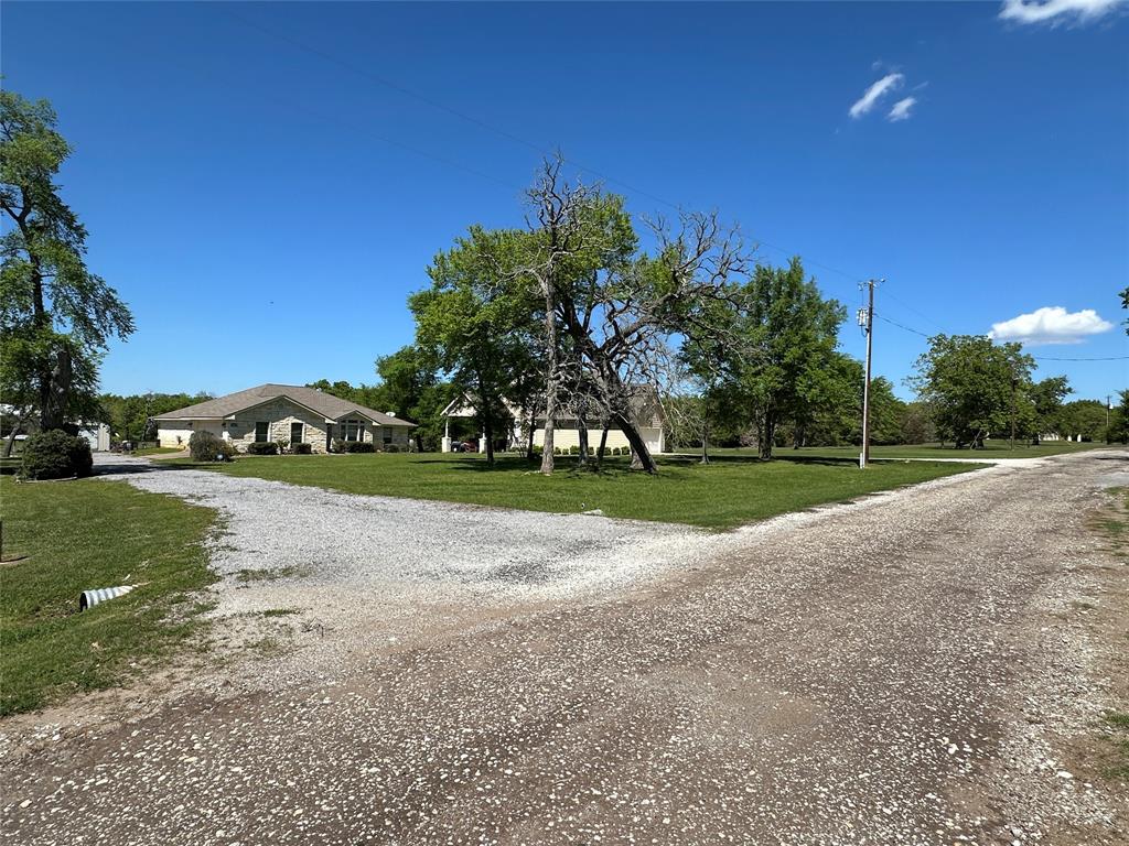 19547 County Road 377, Marquez, Texas image 2