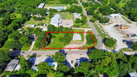 Photo of 109 Emory Street, Trinity, TX 75862 (MLS # 76390104)