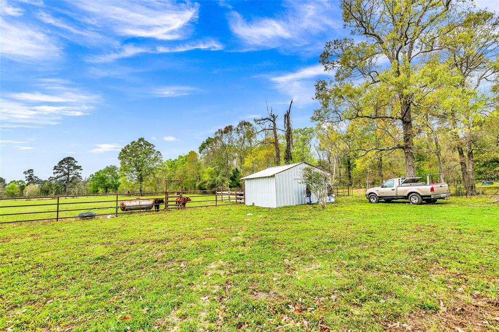 481 County Road 2084, Liberty, Texas image 17