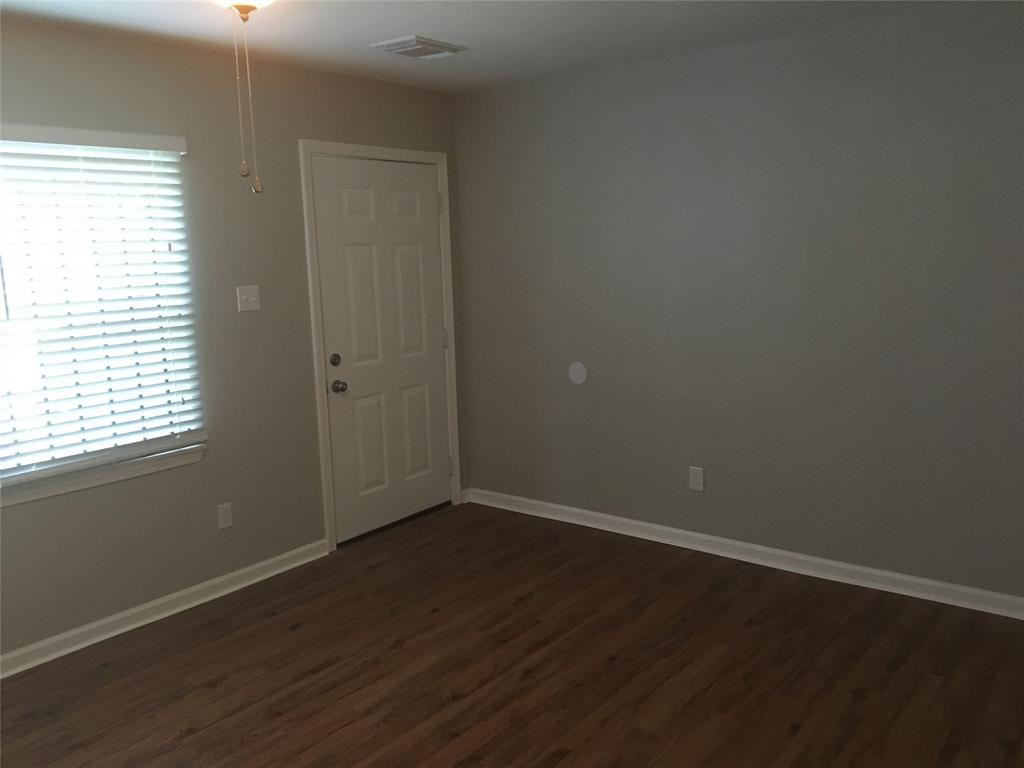 7605 Glen Manor Drive, Houston, Texas image 8