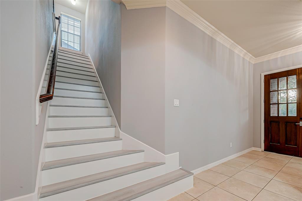 18306 S Austin Shore Drive, Cypress, Texas image 9
