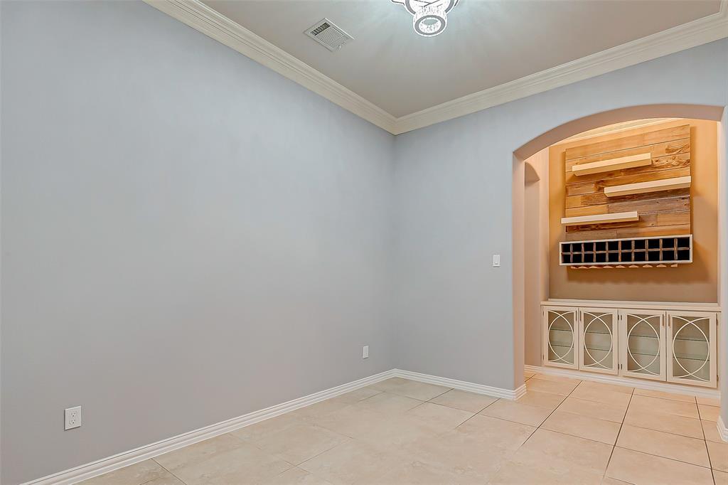 18306 S Austin Shore Drive, Cypress, Texas image 6