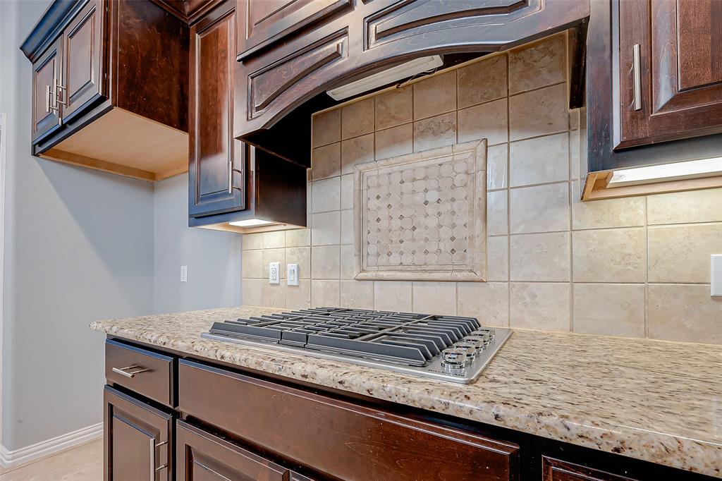 18306 S Austin Shore Drive, Cypress, Texas image 15