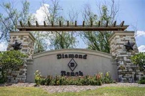 Vacant Land For Sale - 3520 S Pine Island Levee Road<br/> Beaumont, TX 77713