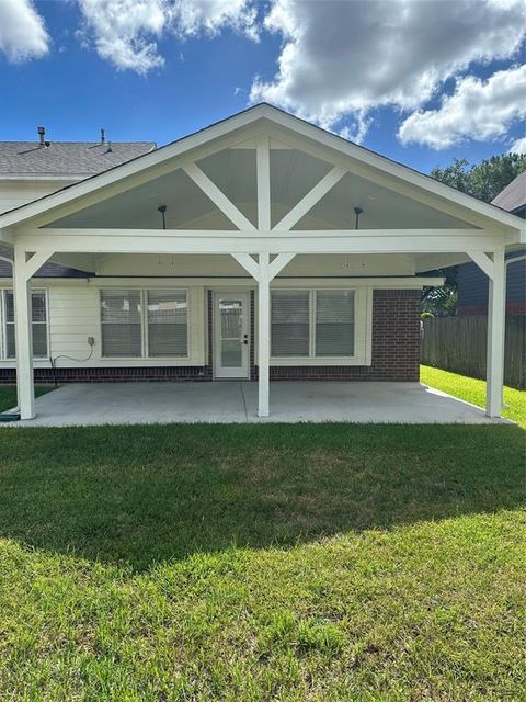 A home in Missouri City