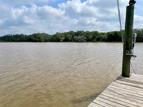 A home in Brazoria