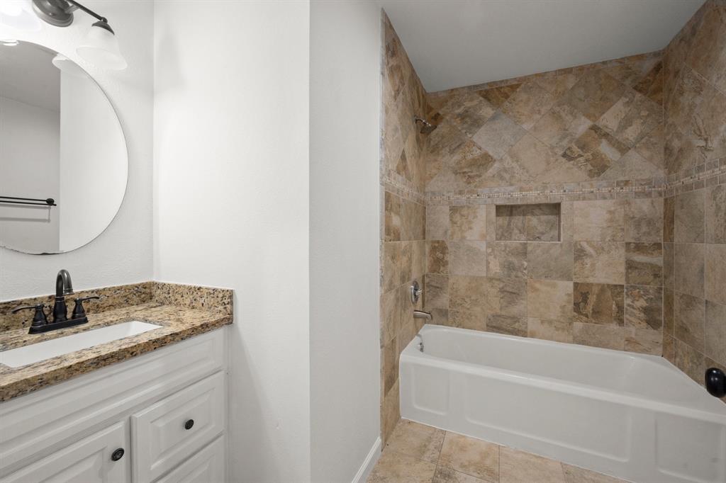 900 N Jones Street, Baytown, Texas image 16