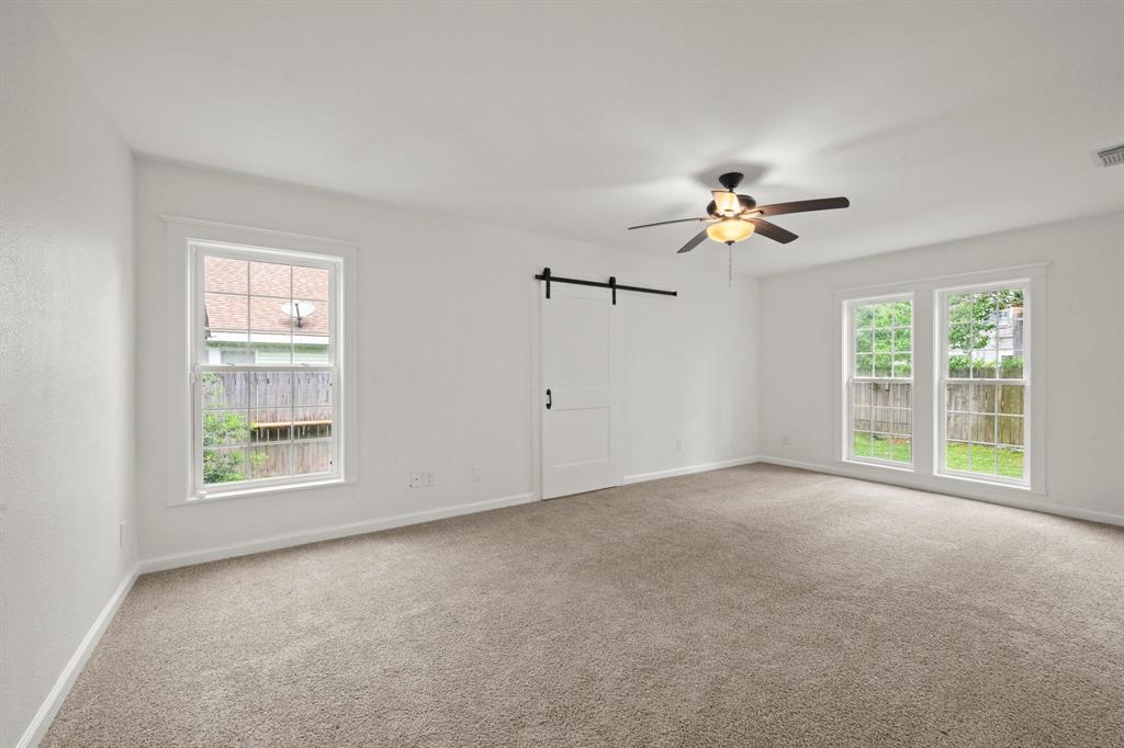 900 N Jones Street, Baytown, Texas image 12