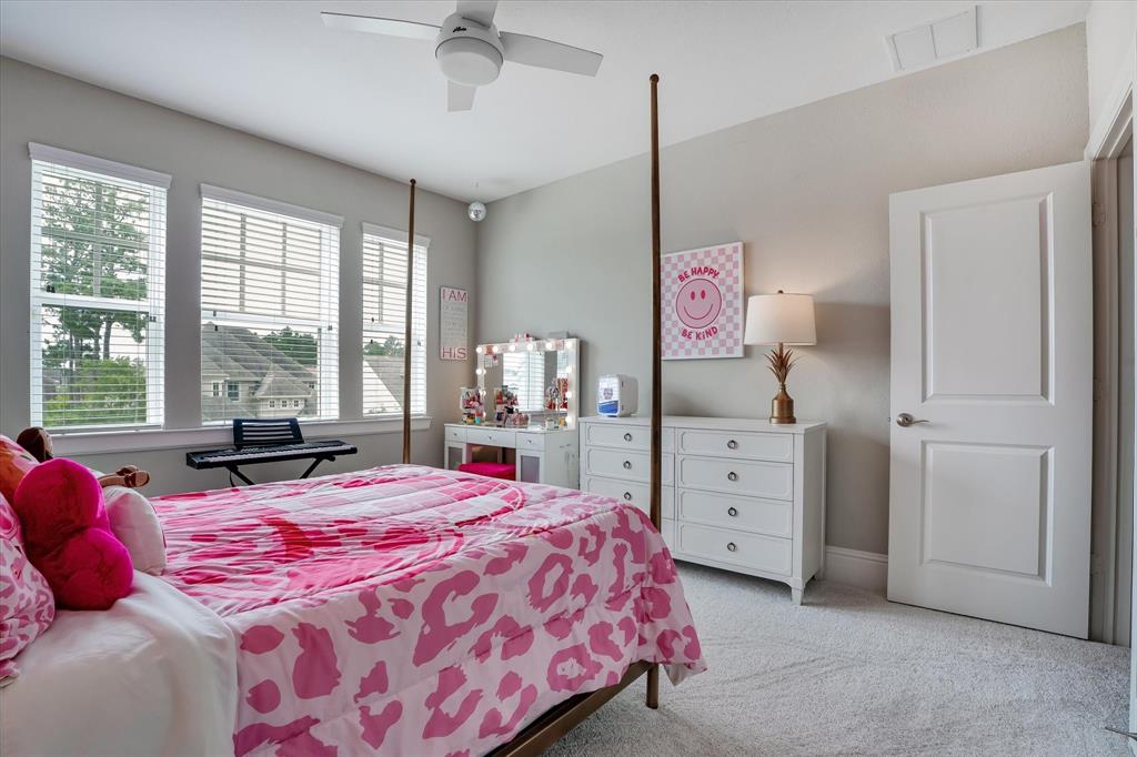 107 E Sawyer Ridge Drive, Spring, Texas image 31
