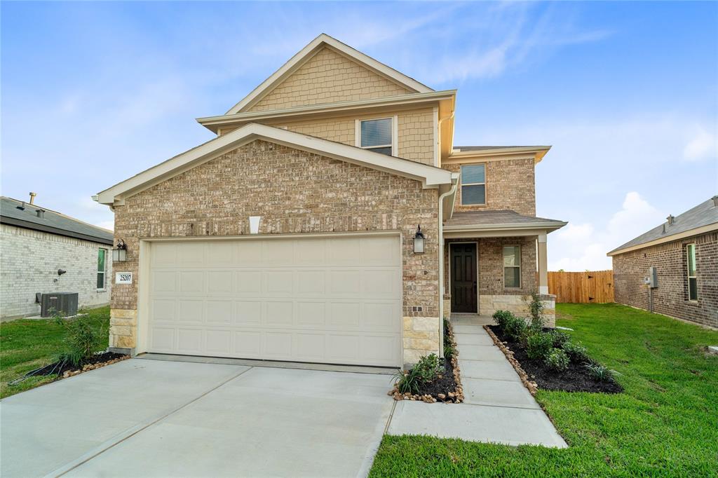 25207 Benroe Street, Katy, Texas image 1