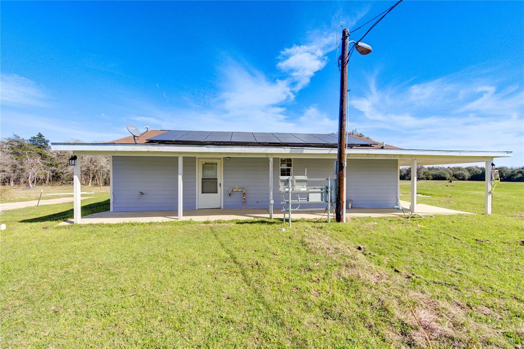 1427 Kansteiner Road Rd, Columbus, Texas image 23