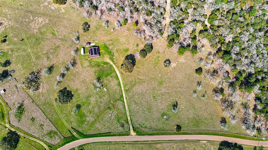1427 Kansteiner Road Rd, Columbus, Texas image 25