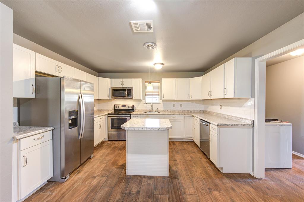 1427 Kansteiner Road Rd, Columbus, Texas image 7