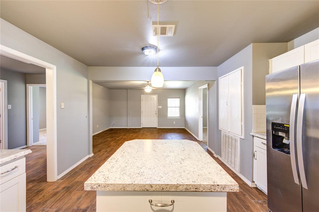 1427 Kansteiner Road Rd, Columbus, Texas image 9