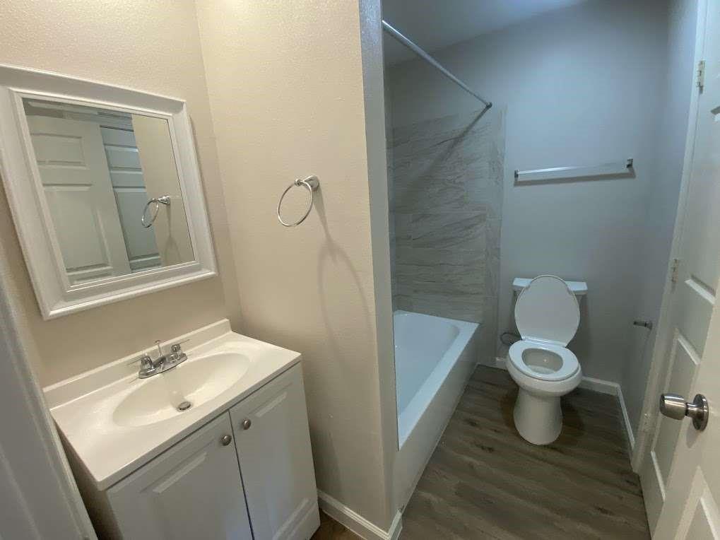 5420 Cypress Lakes Circle Cir, Cleveland, Texas image 6