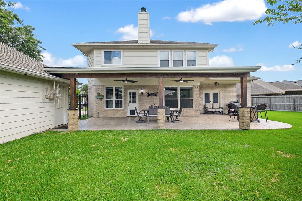 10924 Oakwood Drive
