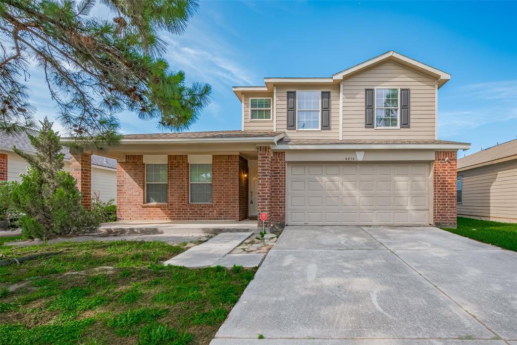 6814 Shallow River Court