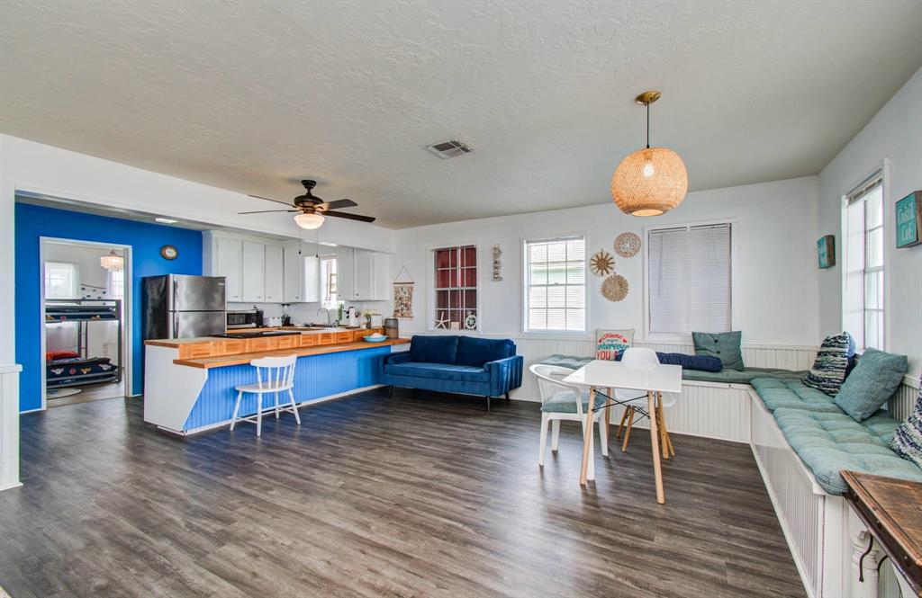 21735 Matagorda Drive, Galveston, Texas image 12