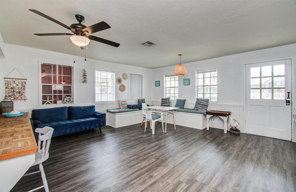 21735 Matagorda Drive, Galveston, Texas image 11