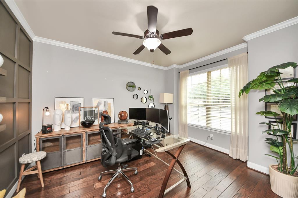 9907 Hutton Park Drive, Katy, Texas image 16