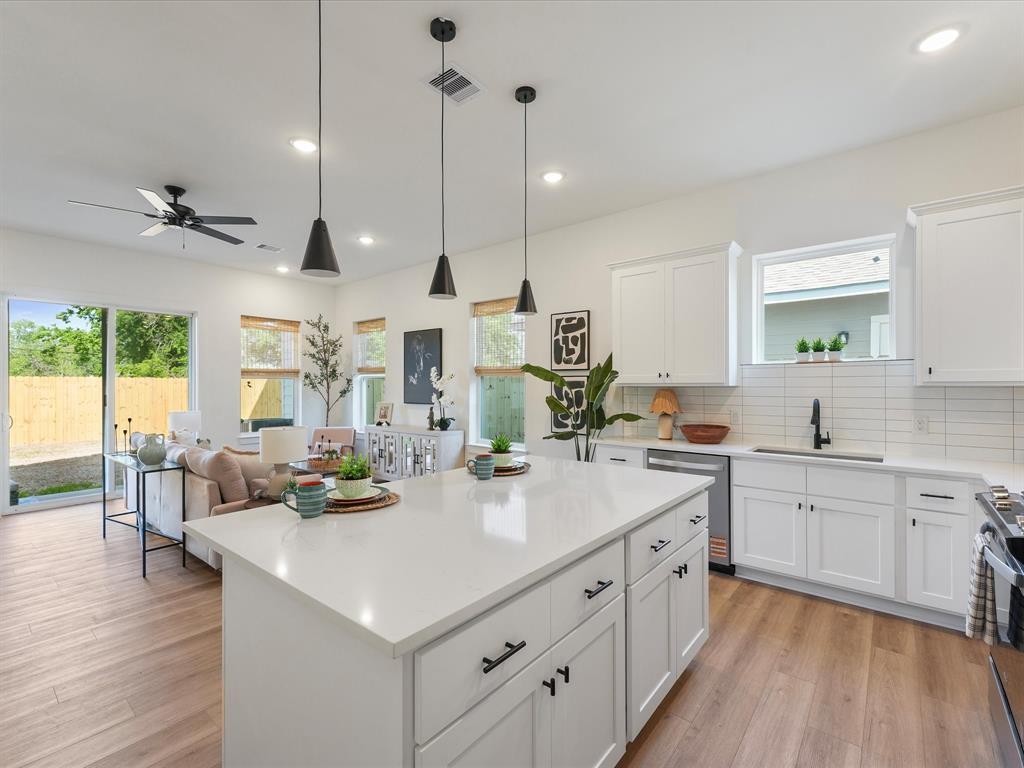 930 Mansfield Street, Houston, Texas image 6