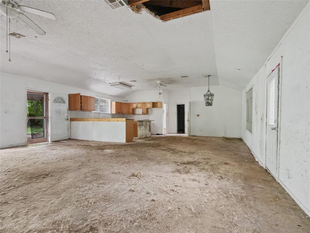 809 Maple Street, La Marque, Texas image 11