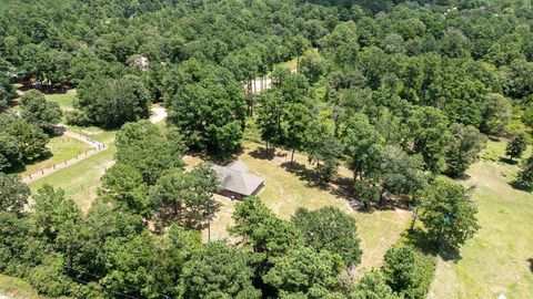 A home in Navasota